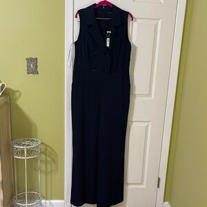 Donna Karan Elegant Black Sleeveless Jumpsuit